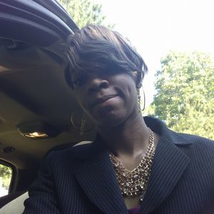 Meet your Posher, Derinthia